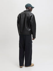 model_shot-back