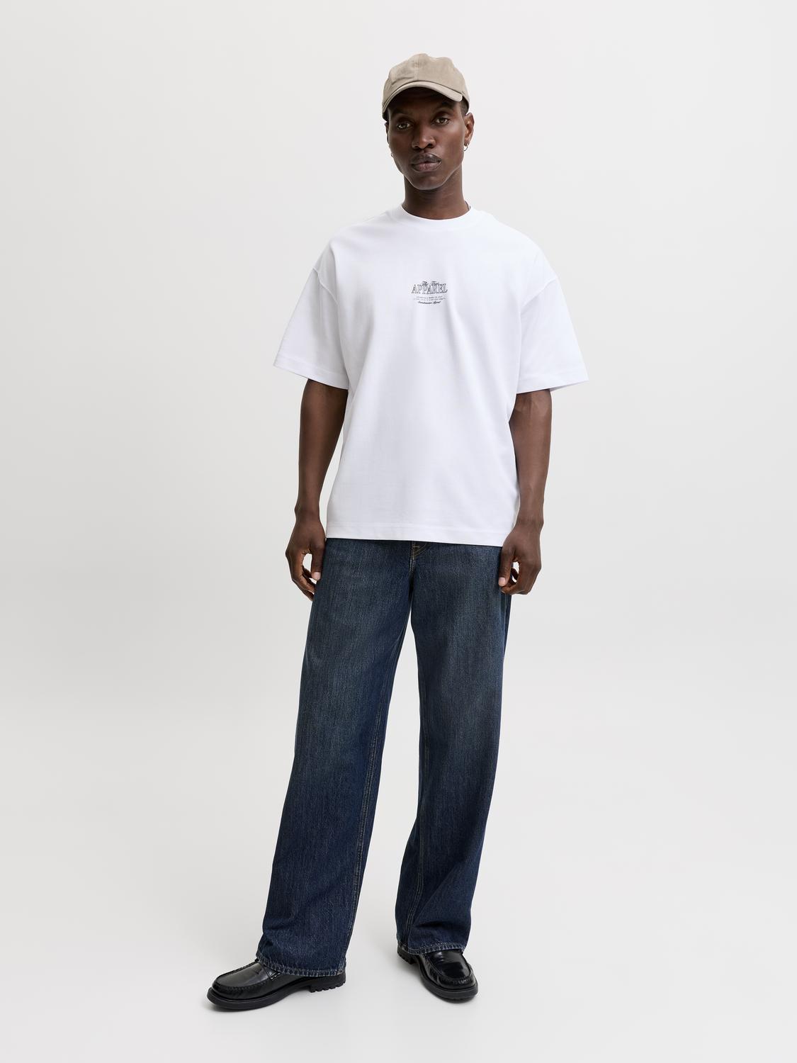 model_shot-front_full