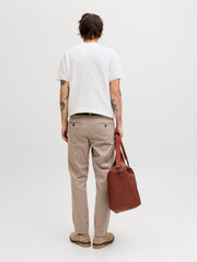 model_shot-back