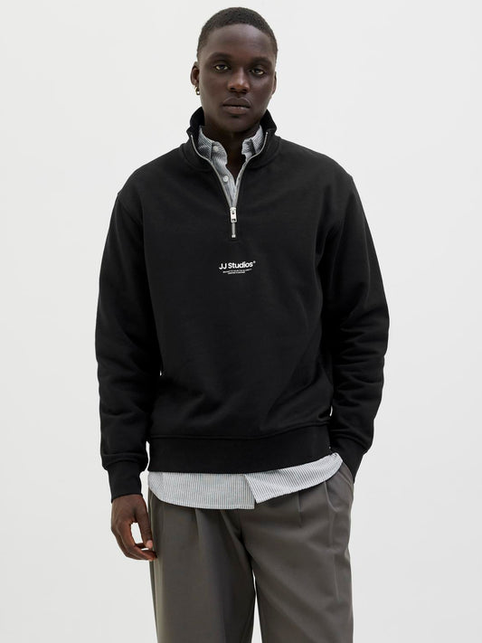 model_shot-front