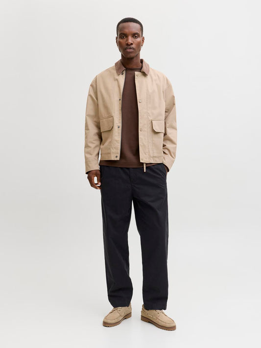 model_shot-front_full