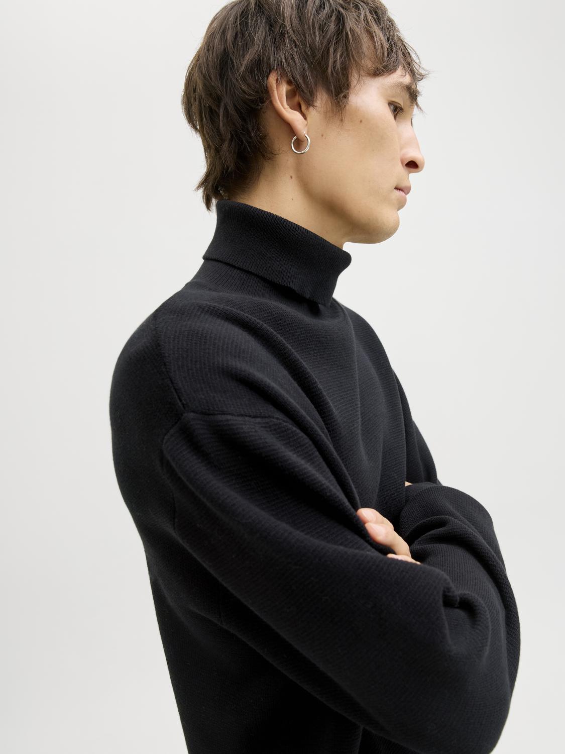 model_shot-creative