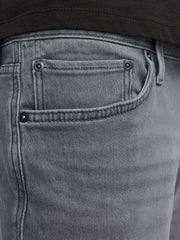 model_shot-detail