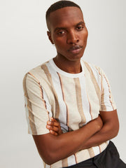 model_shot-creative