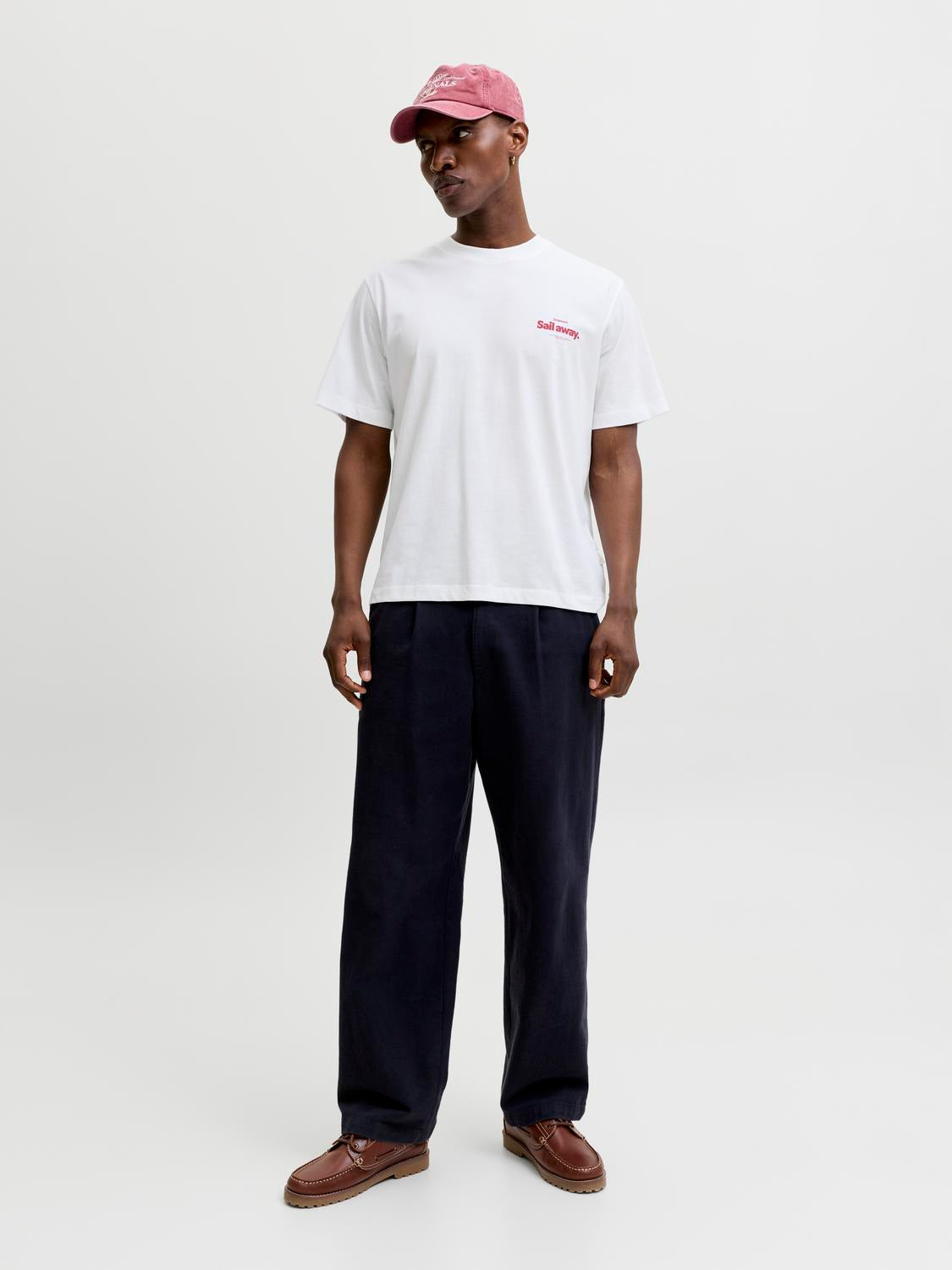 model_shot-front_full