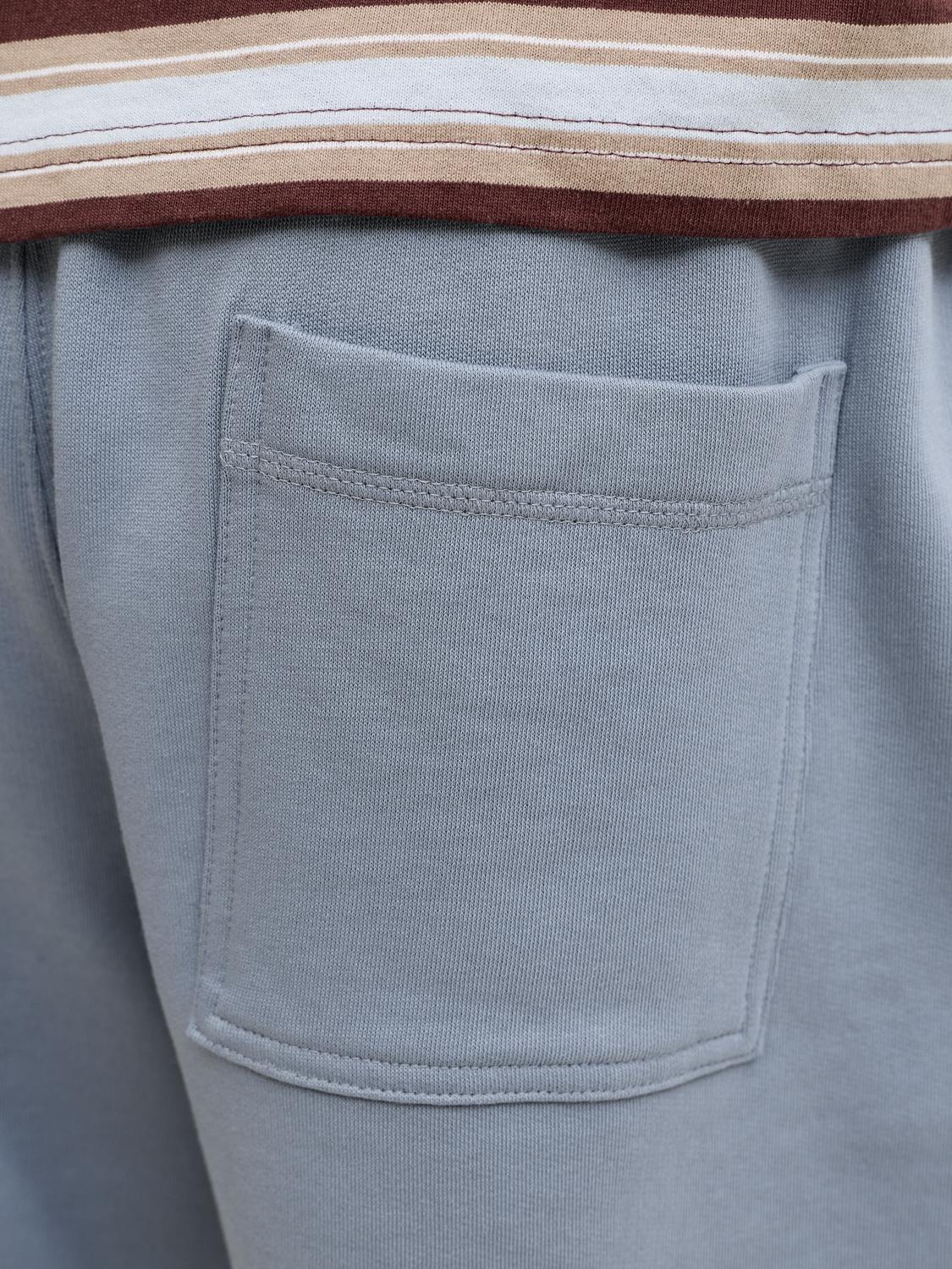 model_shot-detail