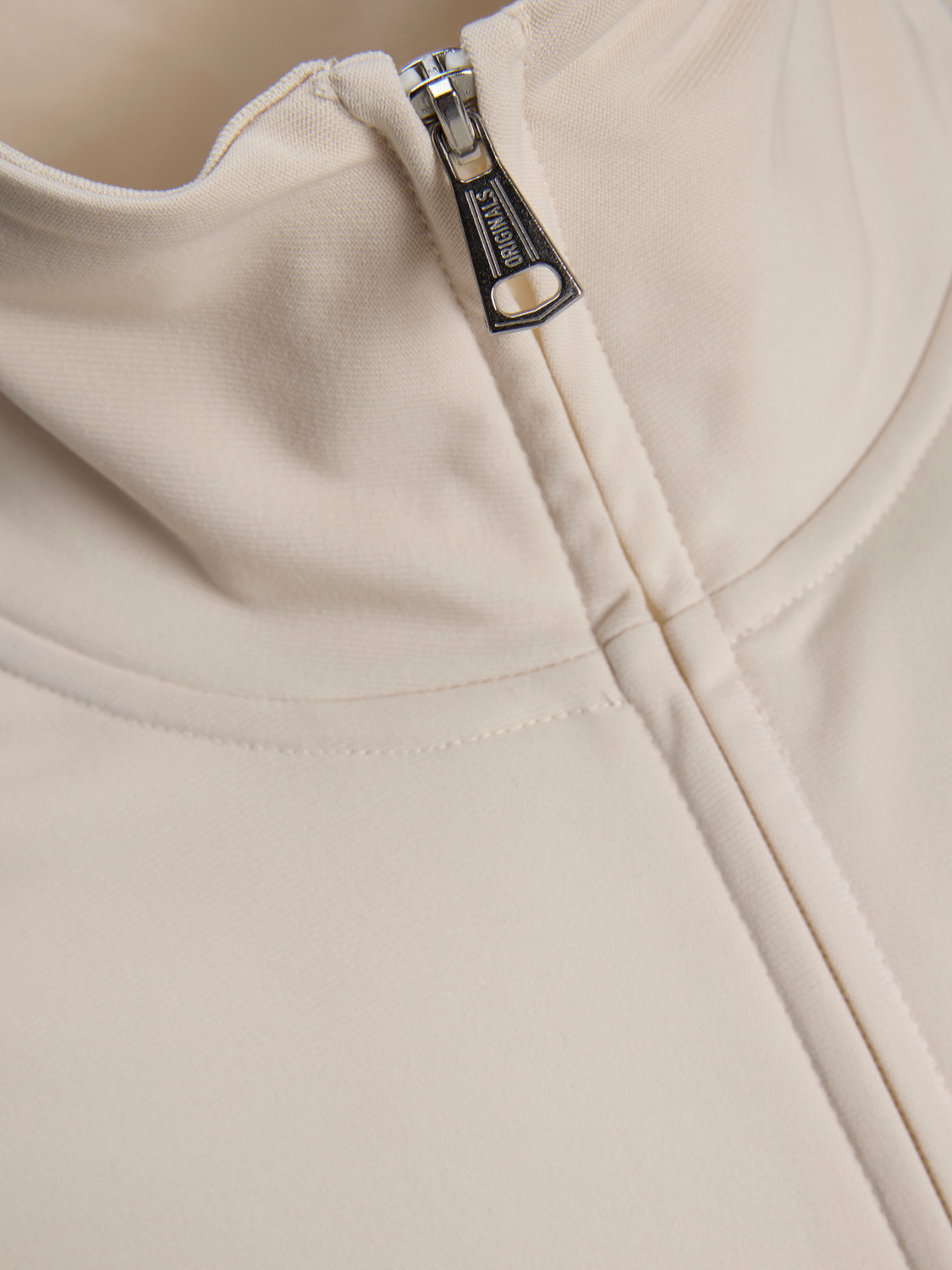 model_shot-detail